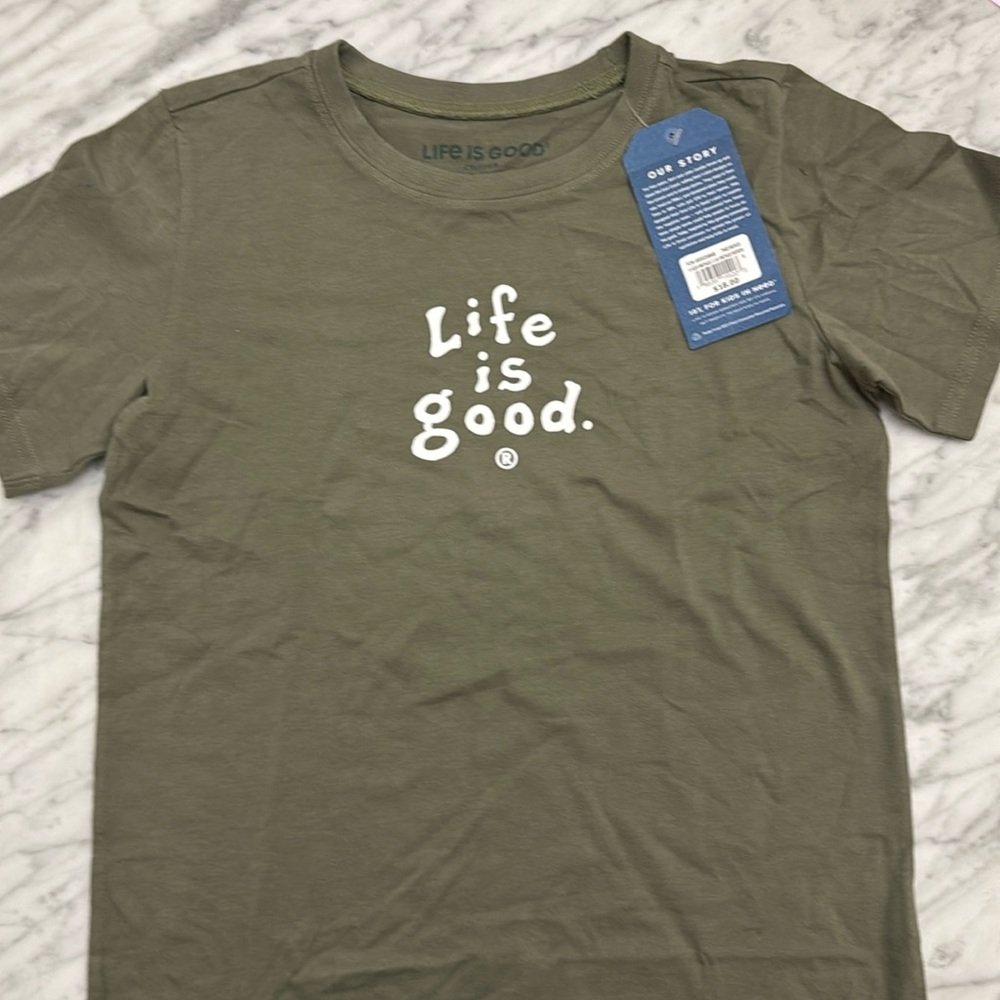 NWT life is good crusher T-shirt, kid size extra large